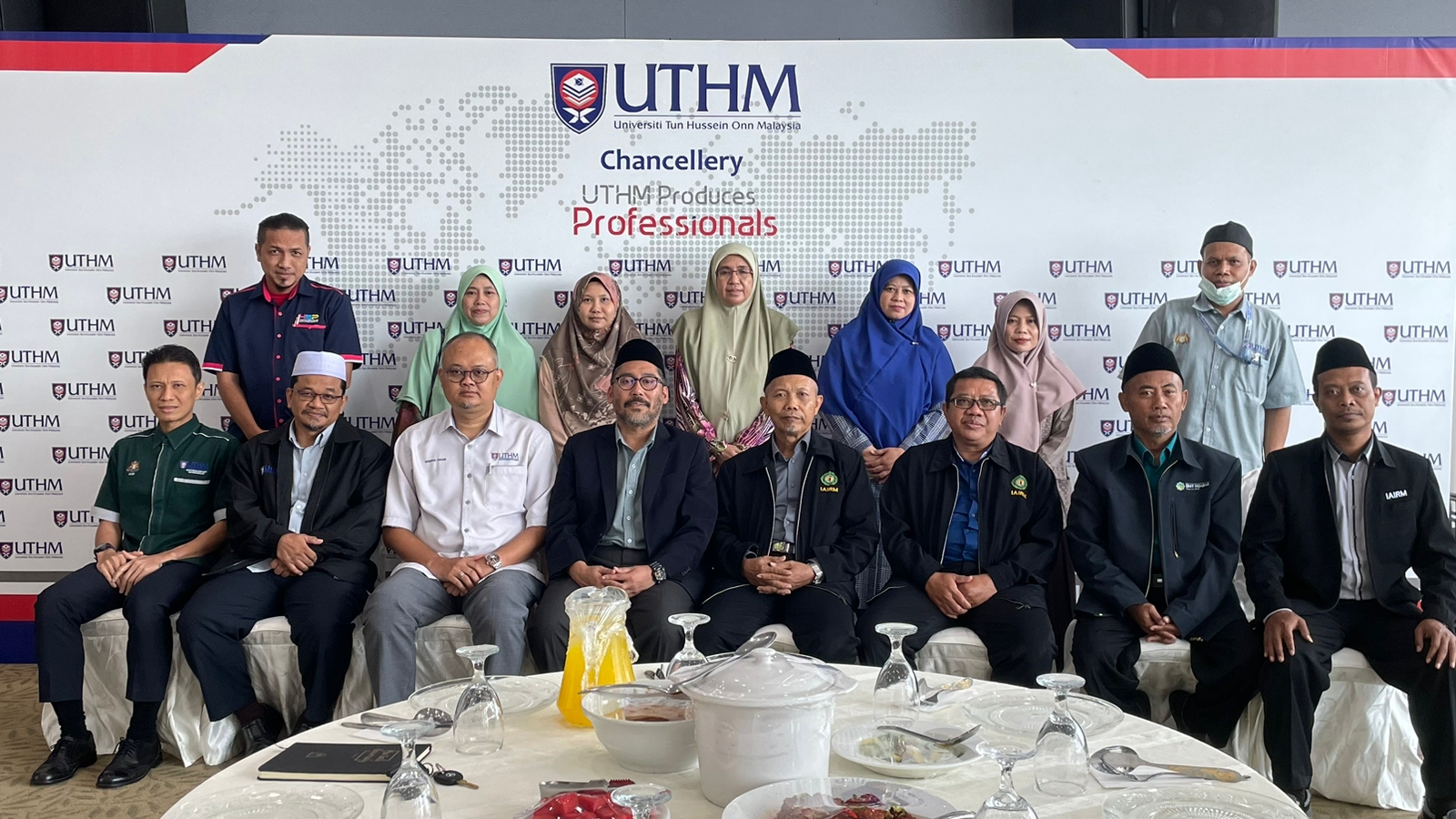 Memperluas Cakrawala Akademik: Benchmarking Internasional Prodi Hukum Ekonomi Syariah IAIRM Ngabar di UTHM Malaysia